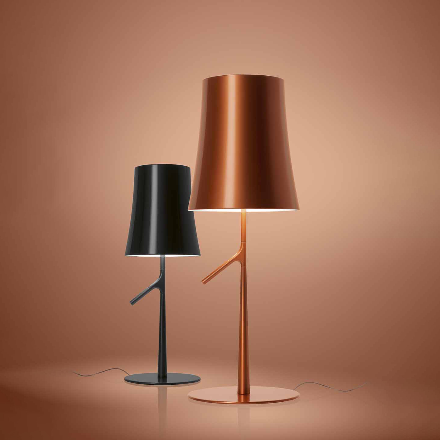 Foscarini Birdie Table Lamp – Επιτραπέζιο φωτιστικό σε 2 μεγέθη (Piccola & Grande) και 4 χρώματα, polycarbonate αμπαζούρ, design Palomba
