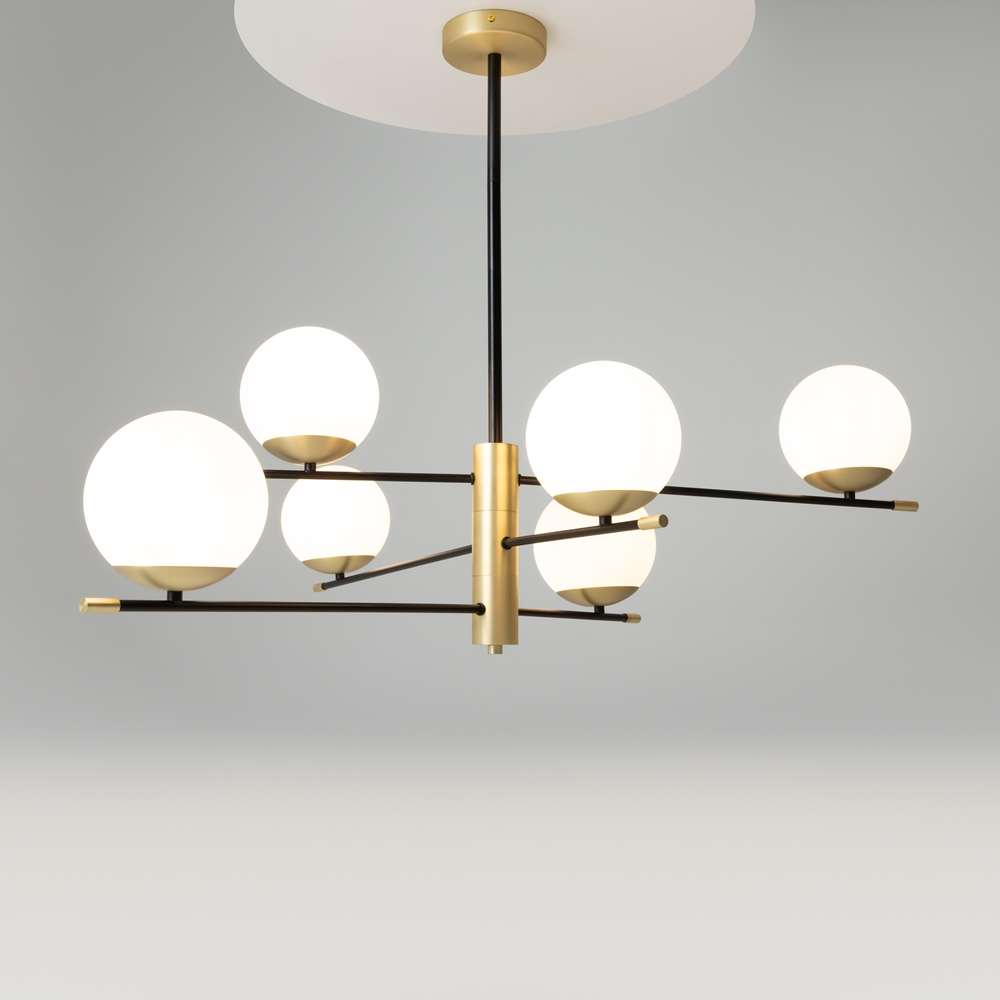 NOSTALGIA CHANDELIER